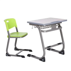 Classroom Desks and Chairs for College Students