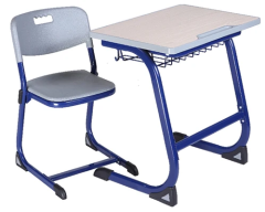 Classroom Desks and Chairs for College Students