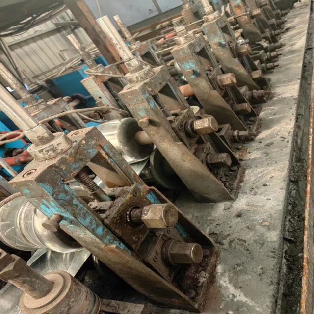 Used 60 expansion 102 welded pipe mill