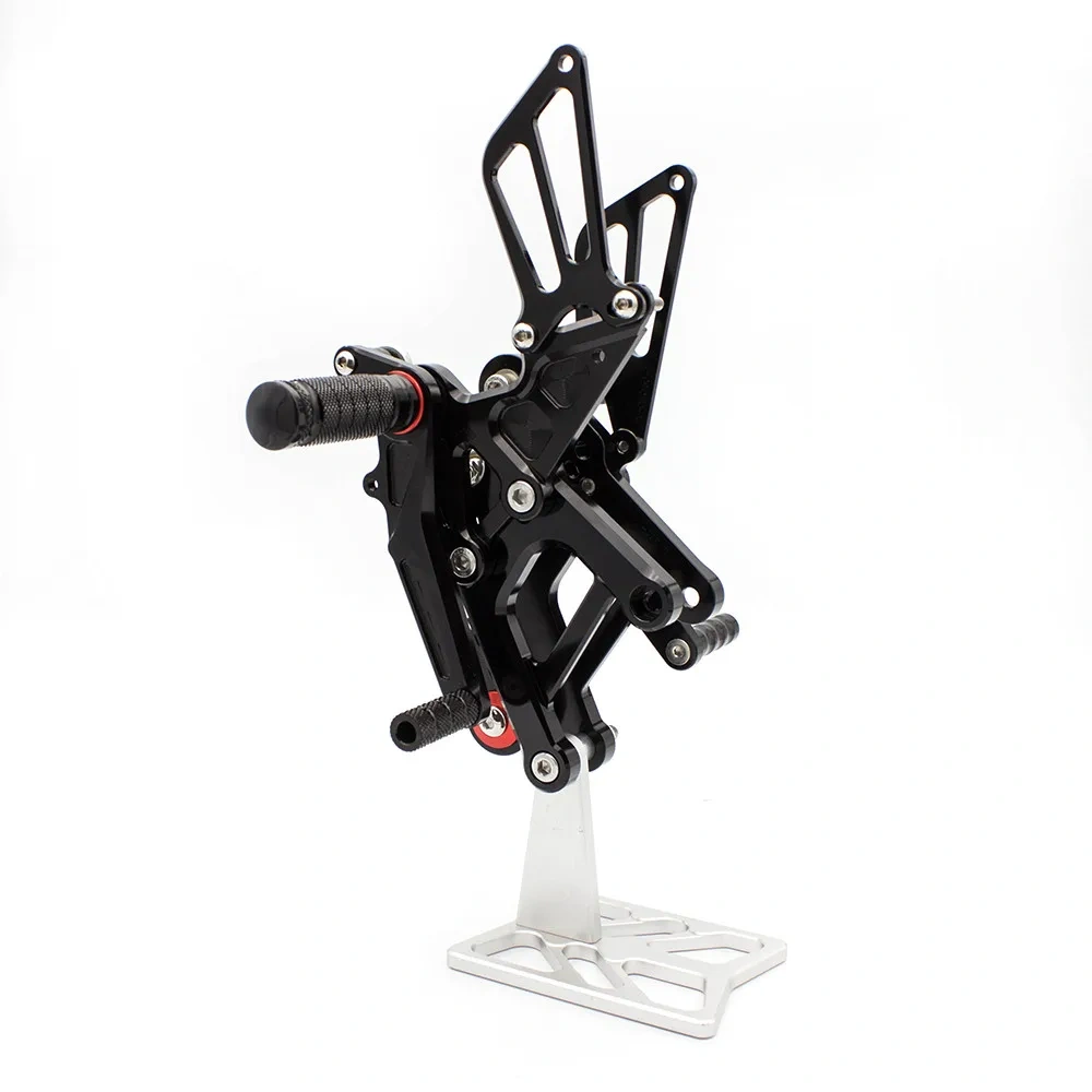 For Honda CBR150 CBR150R 2011 2012 2013 2014 2015 2016 2017 2018 2019 2020 2021 2022 2023 CNCRearset Rear Set Foot Pegs Footrest