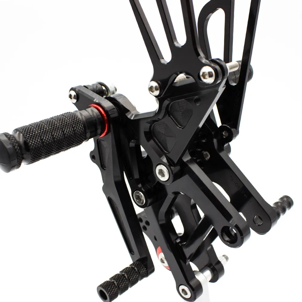 For Honda CBR150 CBR150R 2011 2012 2013 2014 2015 2016 2017 2018 2019 2020 2021 2022 2023 CNCRearset Rear Set Foot Pegs Footrest