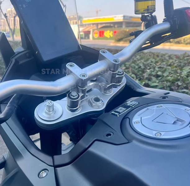 CNC MOTORCYCLE STEEING Handlebar Riser CLAMPS FOR KOVEMOTO 800X 2023 2024