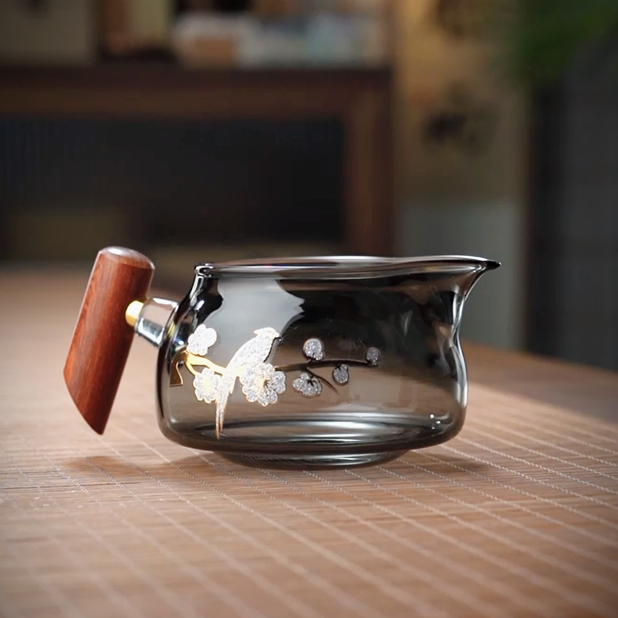 QD0003 Glass Tea Separator 全度玻璃分茶器茶海 (Not allowed for birthday claim)