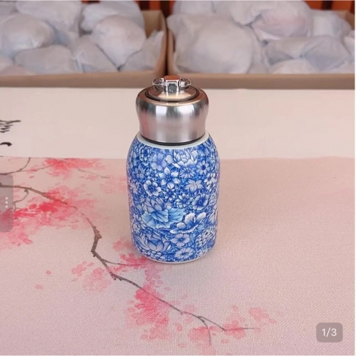 A0607 Temperature Lasting Stainless Steel Insulation Cup 蓝色青花小胖丁保温杯