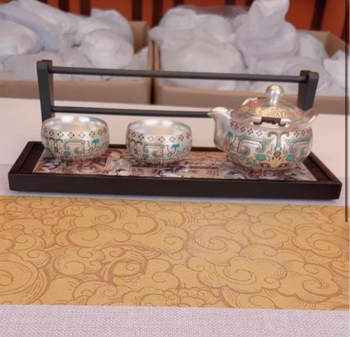 SYU001 SOONGYU Tea Set Collection 宋瑜饕餮手抓一壶两杯＋茶盘+杯架
