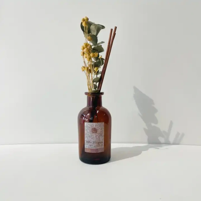 Different matches, DIY your special design dried natural flowers for Reed Diffuser