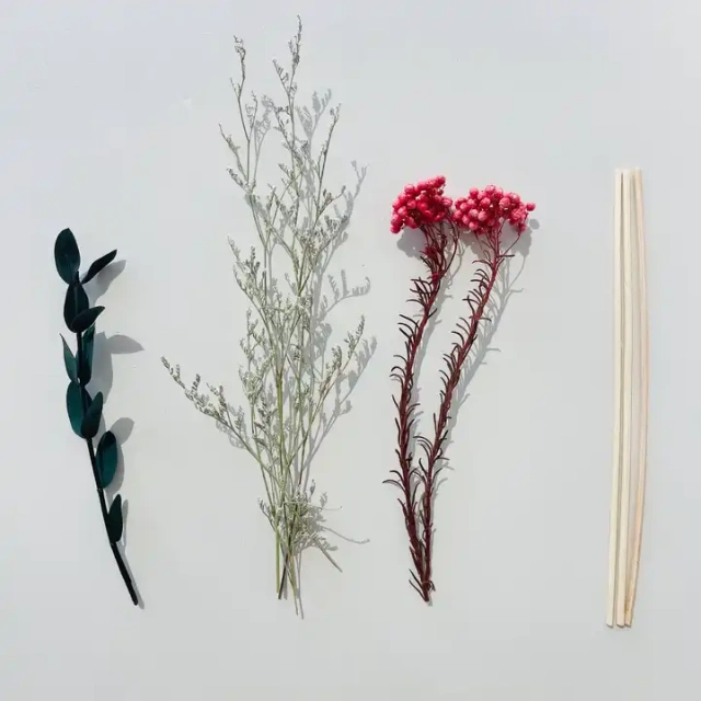 Hot selling DIY wedding decorations 100% dried natural flowers for Reed Diffuser