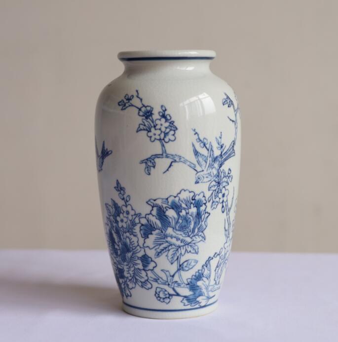 Chinese Traditional Blue and White Overjoyed Bird and Flower Design Pattern Ceramic Ginger Jars and Vase for Home Decor