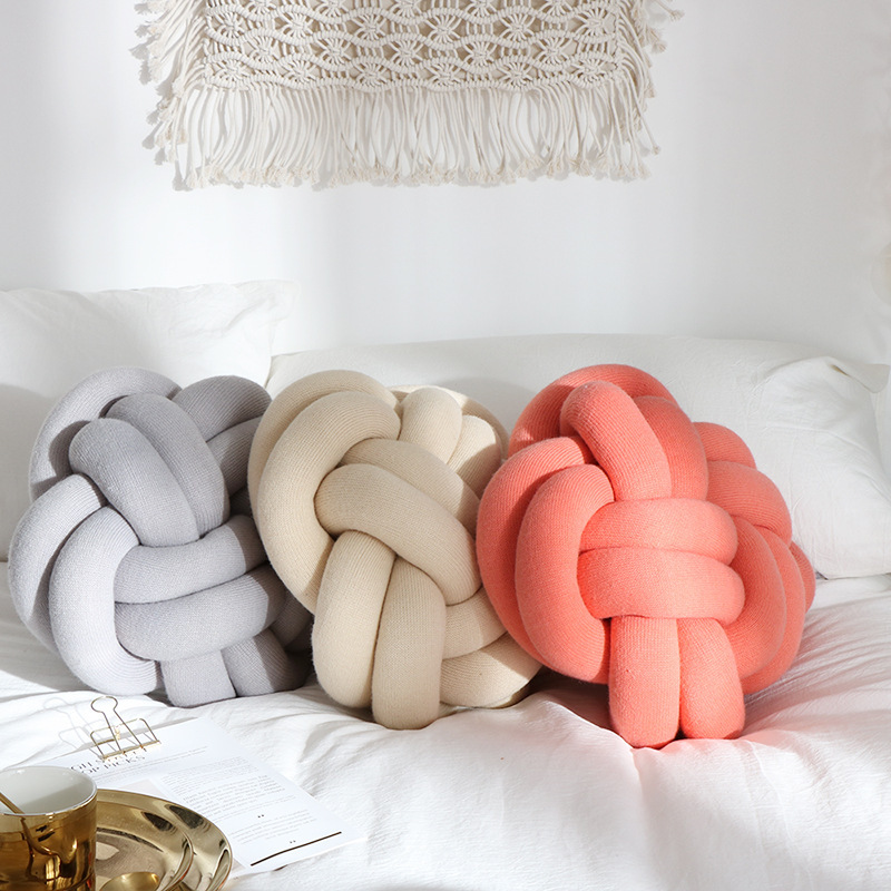 Creative Hand-made Decorative Knot Ball Throw Pillow