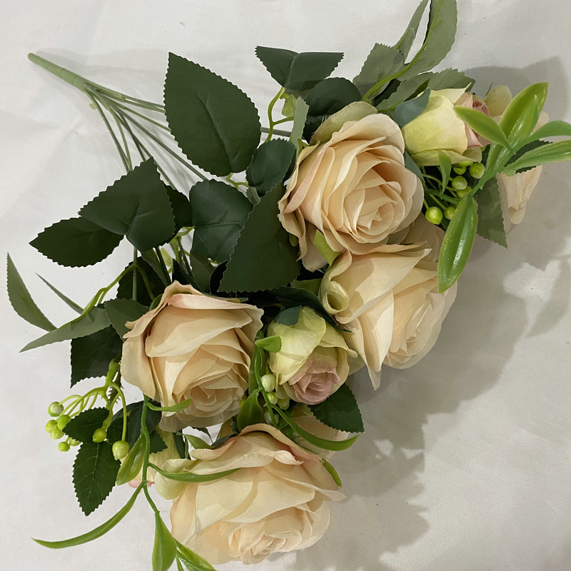 European Style Real Looking Brushed Cloth 10 Heads Retro Roses Artificial Flowers for Wedding Hall ,Home and Office Decoration