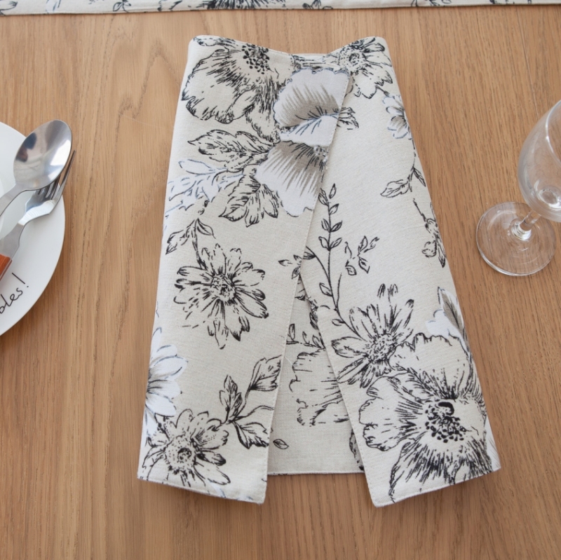 Farmhouse Flower Pattern Printed Beige Cotton Linen Mixed Table Placement for Dining Table: 32*45cm - 12.59"*17.72"
