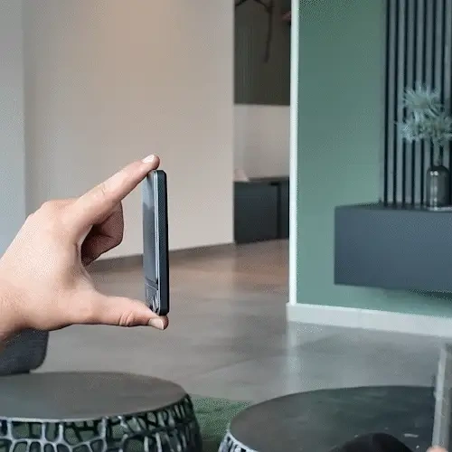 Nordcharge - magnetic power bank with overheat protection