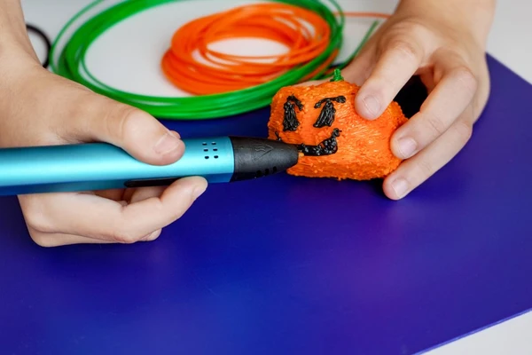 Ultralight Ergonomic 3D Pen