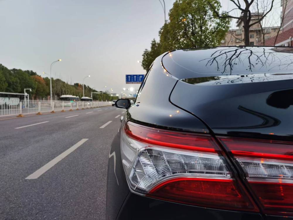 TOPCAR Glossy Crystal piano black(Self-Recovery) Vinyl Wrap