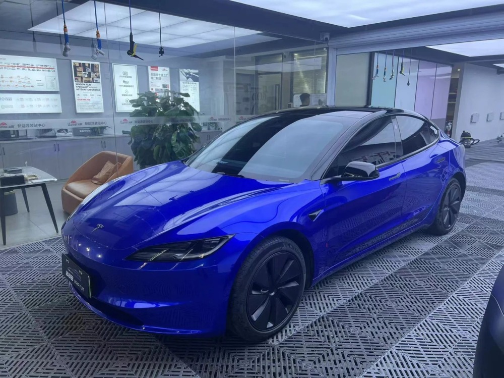 TOPCAR Liquid Metal Blue Berry Vinyl Wrap Film