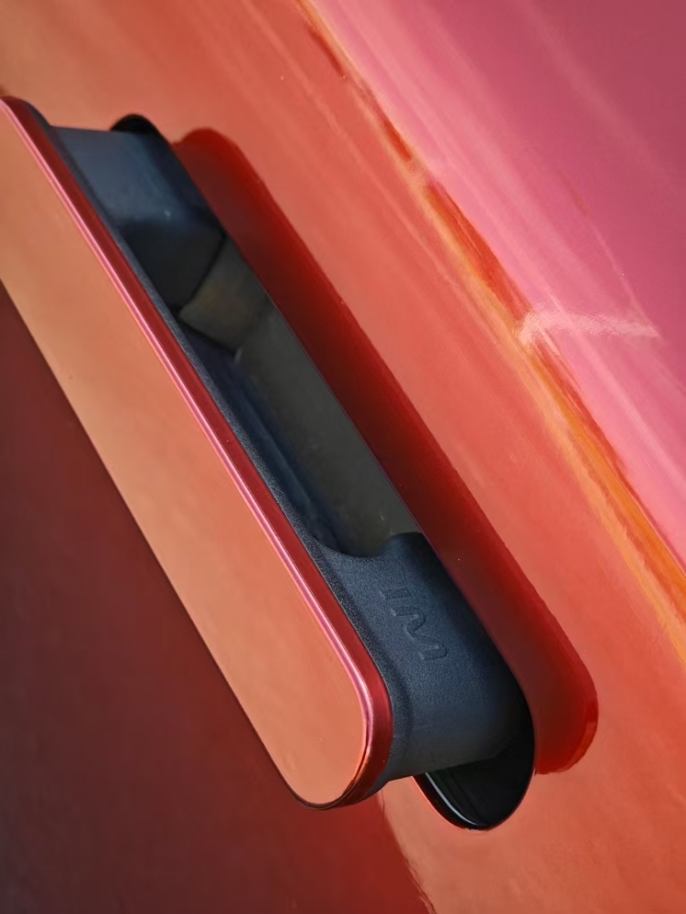 TOPCAR Liquid Metal Drangon Blood Red PET Vinyl Wrap Film