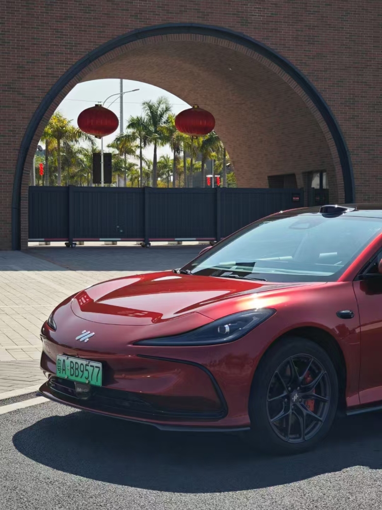 TOPCAR Liquid Metal Drangon Blood Red PET Vinyl Wrap Film