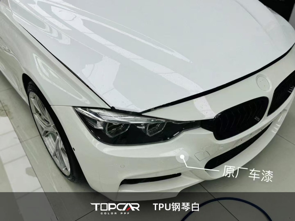 TPU Piano White: Sleek Gloss for Your Vehicle