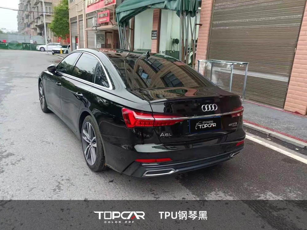 TPU Piano Black: Sleek Shine for Auto Wraps