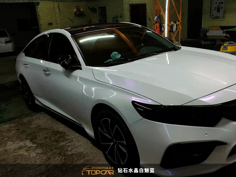 PET Diamond Crystal White Blue: Sparkling Auto Wrap Choice