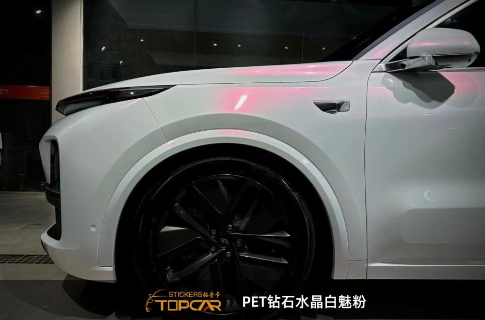 PET Diamond Crystal White Red: Sparkly Auto Wrap for Head-Turning Style