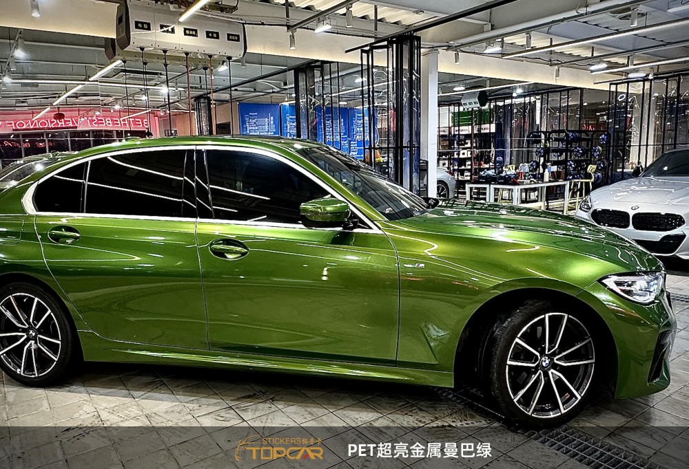 PET Satin Metallic Glossy Mamba Green Car Vinyl Wrap Film: Elevate with Glossy Flair