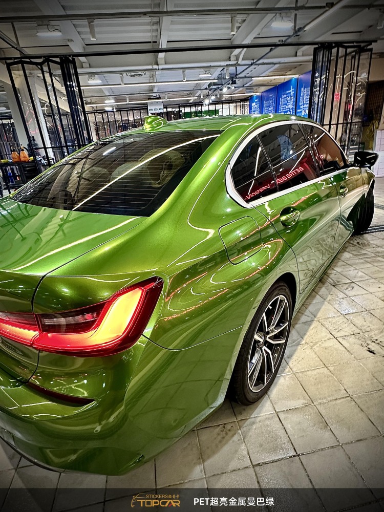 PET Satin Metallic Glossy Mamba Green Car Vinyl Wrap Film: Elevate with Glossy Flair