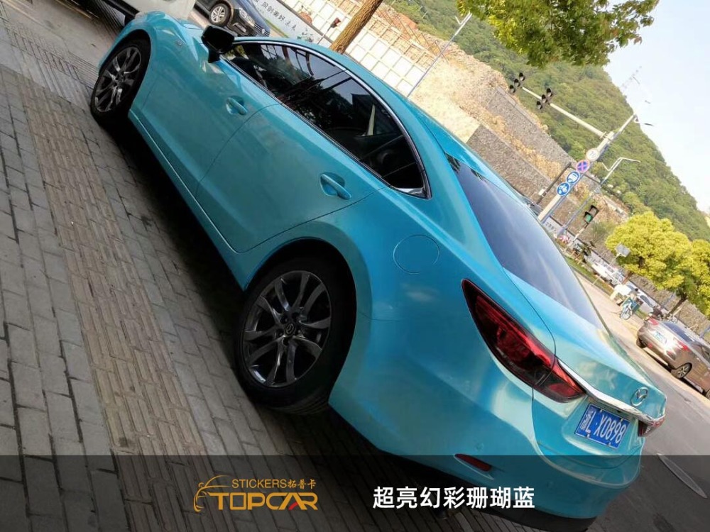 Dynamic Car Wrap Blue | TOPCAR Magic Gold Blue Chameleon in Car Wrap Material Sale