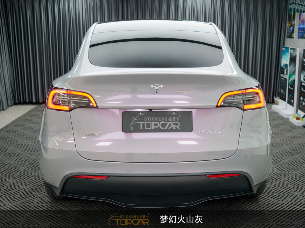Dynamic Car Wrapping Film | TOPCAR Magic Candy Color Flip Volcano Grey Beyond Car Wrapped in Bubble Wrap