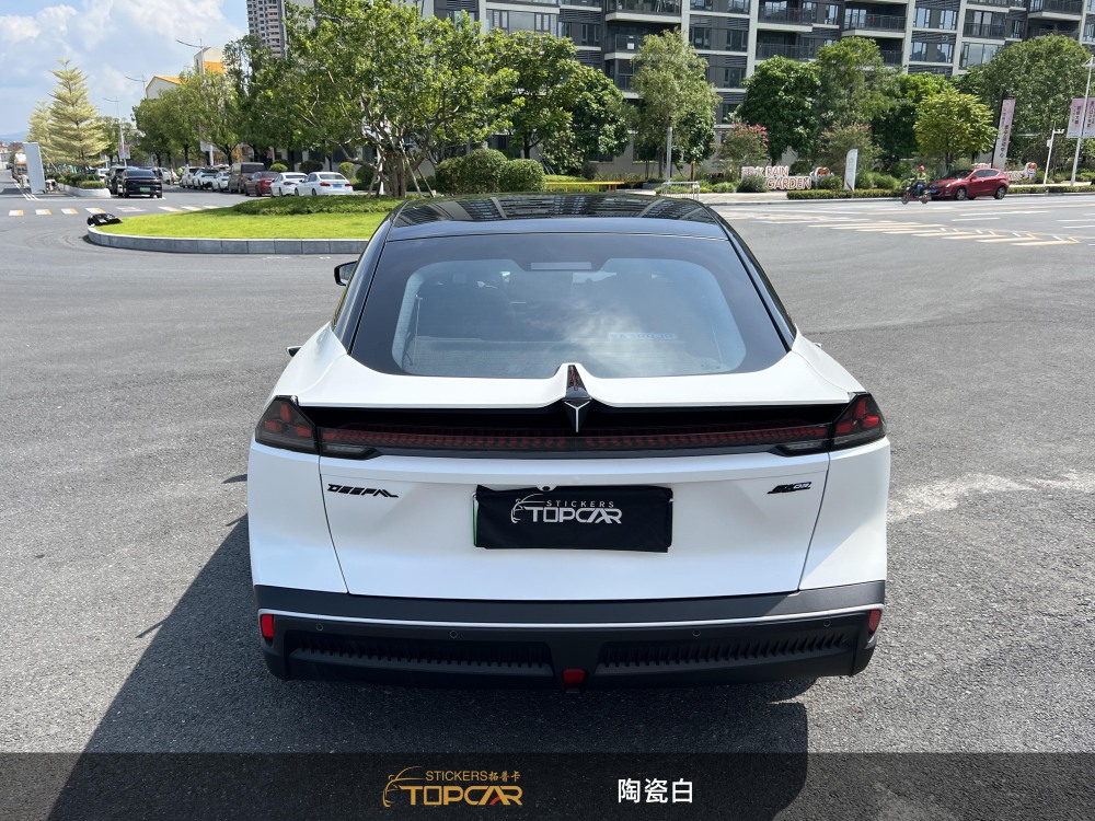 Innovative Vinyl Car Foil Technology Featuring TOPCAR White Satin for Professional Vinyl Car Wrap Sticker Projects