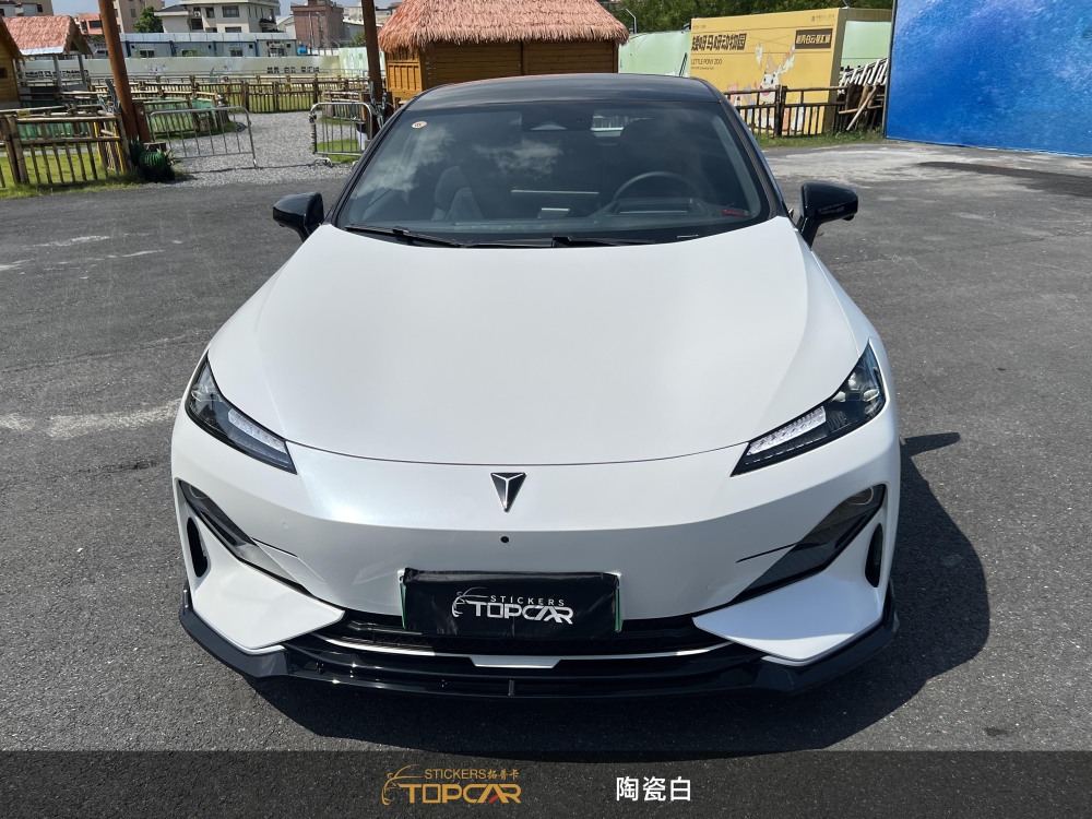 Innovative Vinyl Car Foil Technology Featuring TOPCAR White Satin for Professional Vinyl Car Wrap Sticker Projects