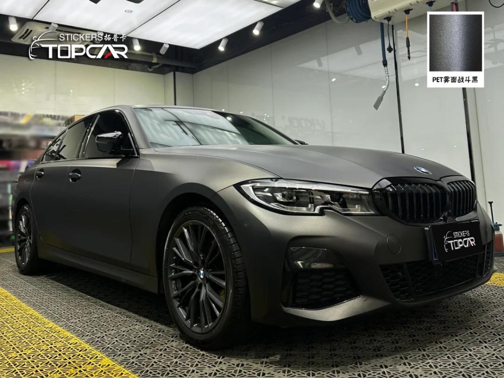 Technical Car Wrap Vinyl Stretch Film Solutions Featuring TOPCAR Fog Black in Professional Car Wrapping Foil Systems