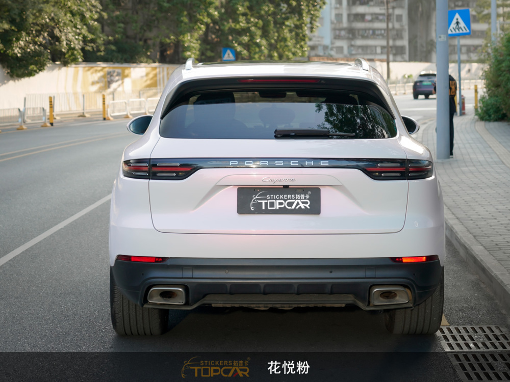 Technical Car Wrap Pearl Systems Featuring TOPCAR Flower Pearl Pink in Professional Car Wrapping Foil Applications