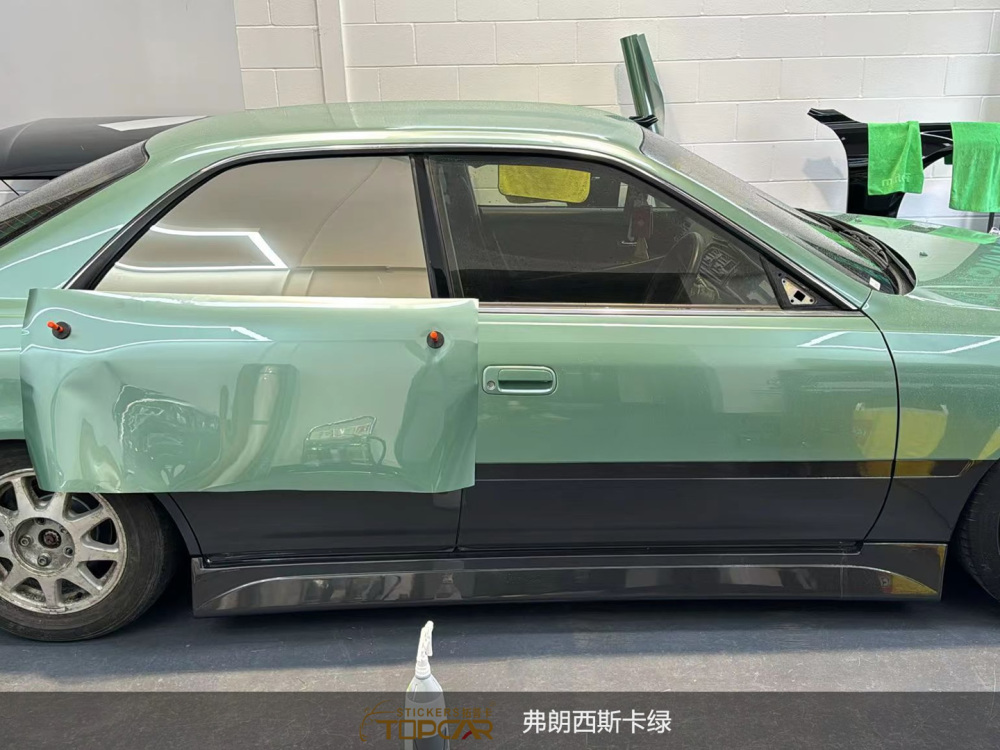 Technical Wrap Stretch Film Systems Featuring TOPCAR Francesca Green in Professional Vinyl Wrapping Vehicles Applications