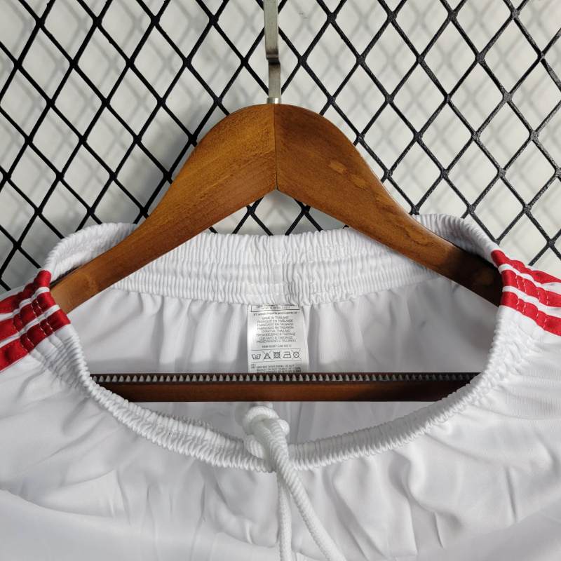 23/24 Internacional Home Shorts Size S-XXL