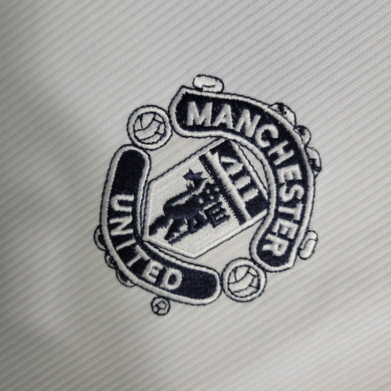 Retro 99/00 Manchester United away