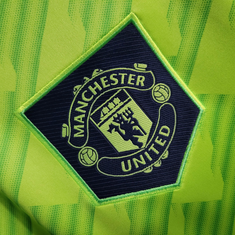 22/23 Manchester United 2 Away