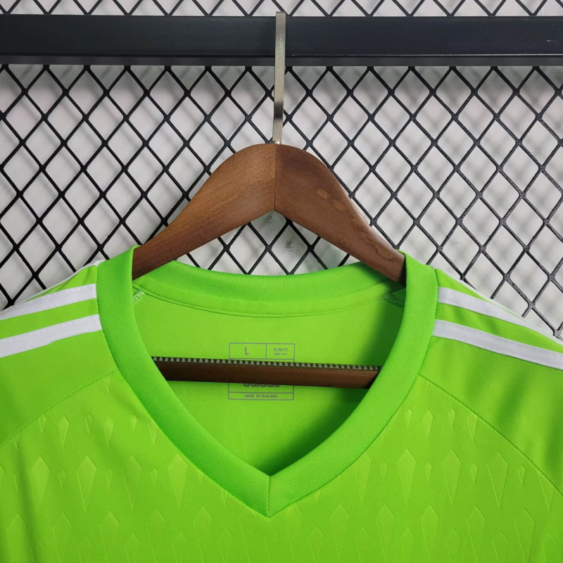 23/24 Japan Training clothing