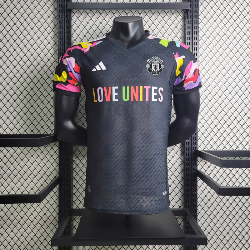 24/25 player Manchester United Training clothing