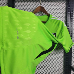 23/24 Japan Training clothing