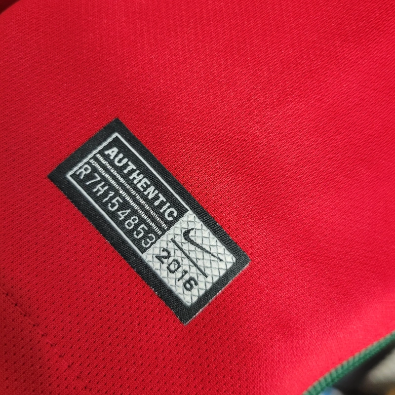 Retro 16/17 Portugal Home Long Sleeve Size S-XXL