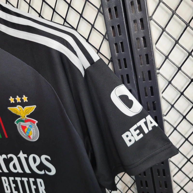 23/24 Benfica away