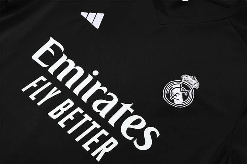 23/24 Real Madrid Training suit kit