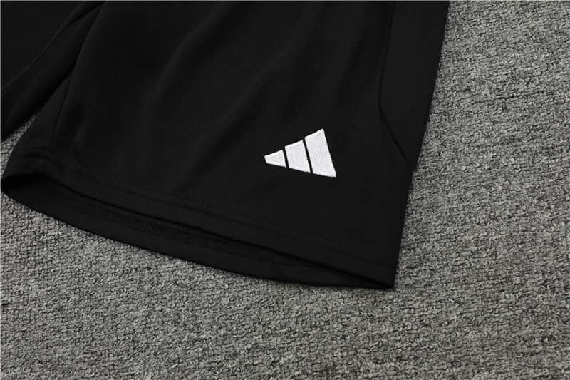 23/24 Real Madrid Training suit kit