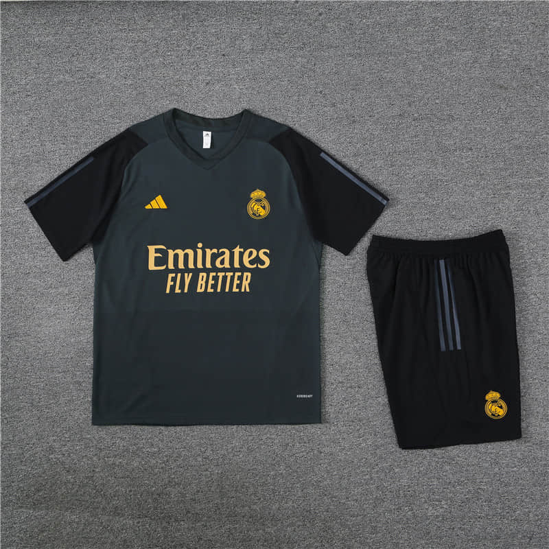 23/24 Real Madrid Training suit kit