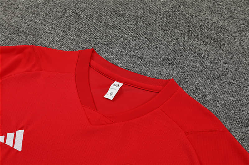 23/24 Manchester United Training suit kit