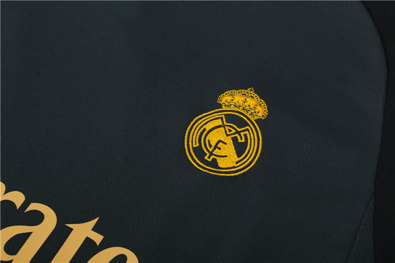23/24 Real Madrid Training suit kit