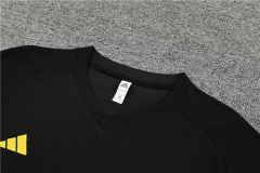 23/24 Juventus Training suit kit