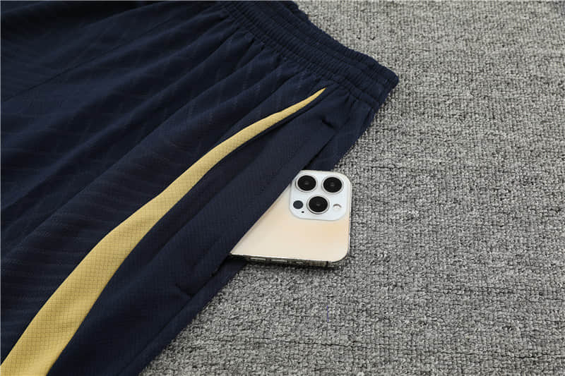 23/24 Chelsea Training suit kit