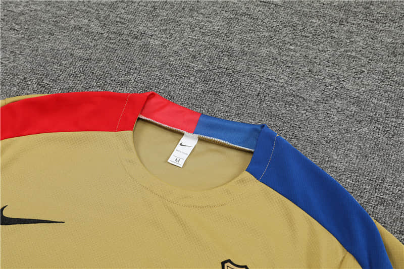 24/25 Barcelona Training suit kit